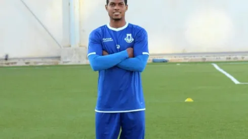 Óscar Linton vuelve al fútbol europeo.