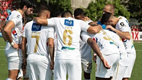 Oficial: Comunicaciones anunció sus dos primeras bajas