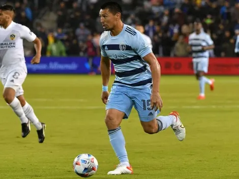 Roger Espinoza renueva con Sporting Kansas City de la MLS