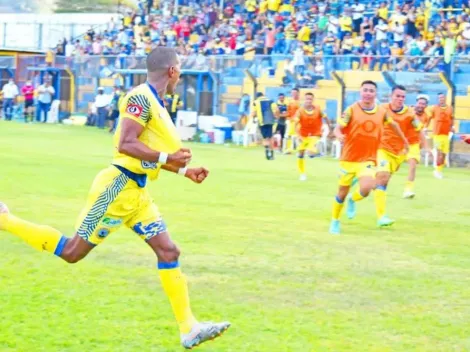 Nicolás Muñoz celebró su gol número 300