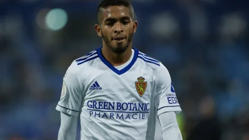 César Yanis sale del Real Zaragoza y podría seguir militando en España.