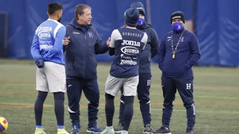 El Bolillo critica las condiciones en las que Honduras jugará en Estados Unidos