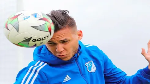 Juan Pablo Vargas se mantiene como titular indiscutible en su club.