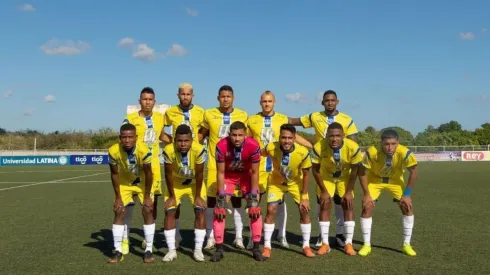 La U prepara dos fichajes de selección.