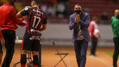 Alajuelense no ganó un clásico con Rudé
