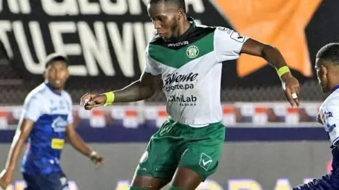 Jovani Welch viaja hacia Venezuela.