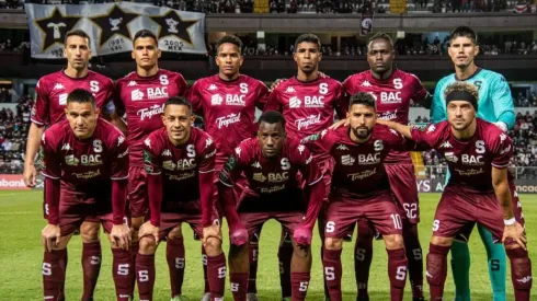 Equipo estelar de Saprissa ante Pumas en el juego de ida en el Ricardo Saprissa (Saprissa Oficial)
