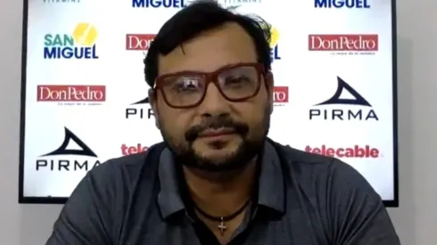 Jeaustin Campos fue cesado de su puesto como DT del CSH