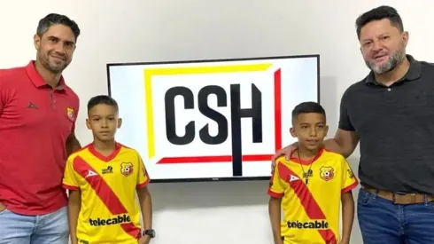 Pablo Salazar y Jafet Soto le dieron la bienvenida a Jeycot