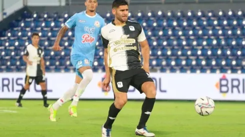 José Carlos Pinto gana su primer partido con el Tacuary