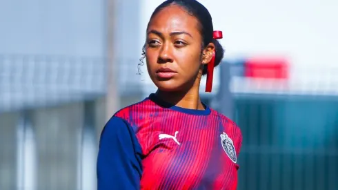 Guatemalteca debuta con Chivas de México