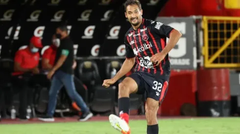 Celso Borges viajó con el primer equipo y espera la oportunidad del profe Albert Rudé (LDA Oficial)