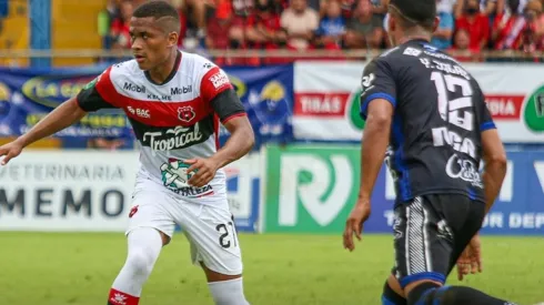 Ian Lawrence, estelar en la formación de esta tarde (LDA)