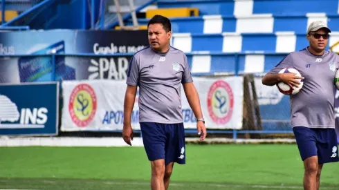 Amarini Villatoro feliz con el arribo de Kenner Gutiérrez