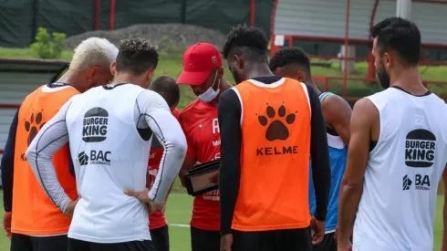 Alajuelense entrena con muchas ausencias por convocatoria a La Sele (LDA)