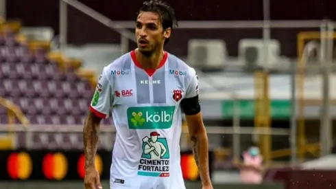Bryan Ruiz, capitán de Alajuelense (LDA)