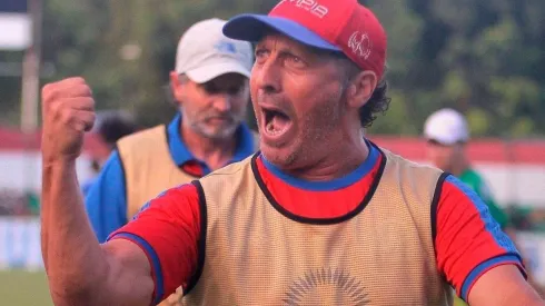 Pedro Troglio revela cuál es su mayor cábala en el Olimpia