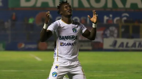 Rubilio Castillo no continuará en Comunicaciones