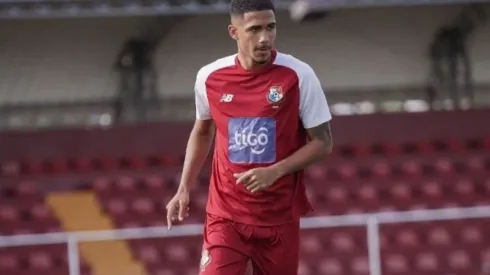 Eduardo Anderson maneja ofertas en el mercado