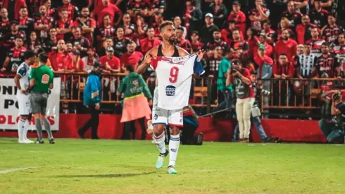 Marcel Hernández celebró así su gol