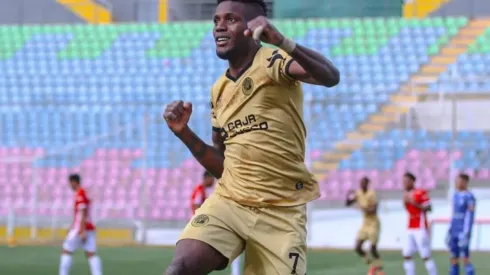 José Fajardo firma un Póker con Cusco FC