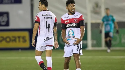 Johan Venegas habló sobre su relación con los aficionados