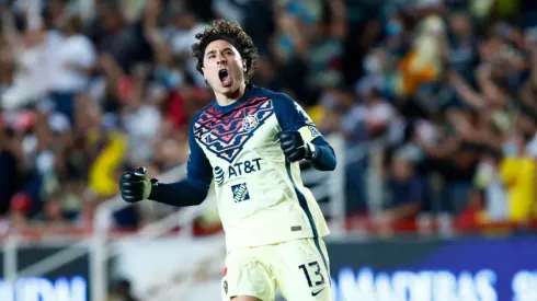 Guillermo Ochoa: "Jugar ante Sudamérica nos ayuda más que contra Centroamérica"