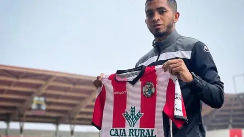 César Yanis podría llegar al fútbol de Honduras