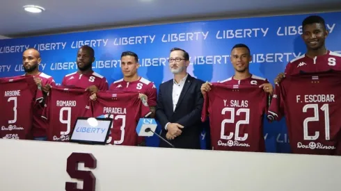 Saprissa presentó a sus 5 refuerzos para este nuevo torneo (Saprissa)