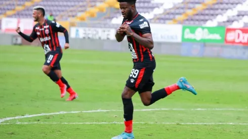 Góndola y López le dan el triunfo a Alajuelense