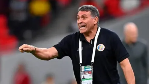 ¿Renueva con Costa Rica? Agente de Luis Fernando Suárez despeja futuro del técnico.