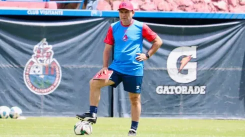 Liga Concacaf: El técnico de Municipal no se confía a pesar de la ventaja abultada