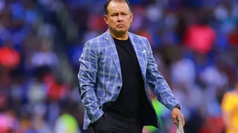 Selección de Perú nombró técnico y descartó a Luis Fernando Suárez.