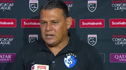 Géiner Segura, DT de Cartaginés no ocultó su desánimo por el resultado al que tildó de fracaso (Concacaf)