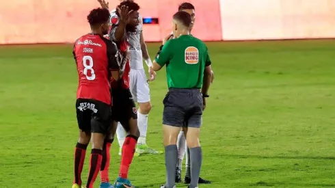 Freddy Góndola fue expulsado de forma injusta