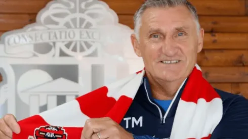 Jewison Bennette tiene nuevo técnico en el Sunderland con experiencia en Premier League.