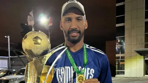 Marcel Hernández inició sus trámites para nacionalización costarricense (CSC)