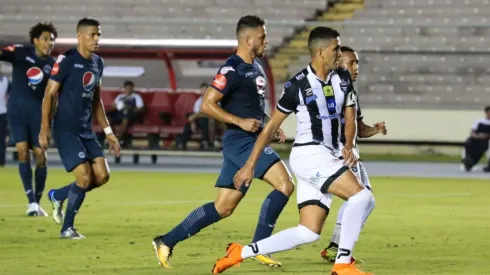 ¿Cuál es el historial de enfrentamientos entre Motagua FC y Tauro FC?