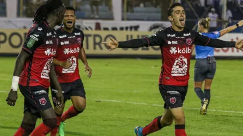Liga Concacaf: Alajuelense vence a Alianza y pone un pie en semifinales