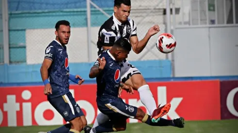 Motagua y Tauro empatan sin goles en Tegucigalpa