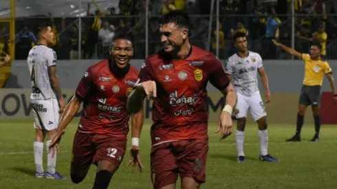 Real España golpeó a Herediano en Liga Concacaf.