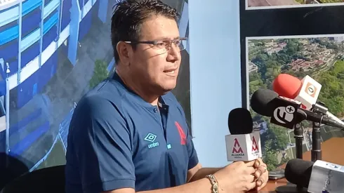 El técnico de Alianza se quejó del arbitraje tras perder contra Alajuelense