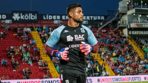 Kevin Chamorro se ha convertido en figura determinante del Saprissa (Saprissa)
