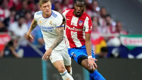 El Atlético del Cholo recibe al Real Madrid de Ancelotti.