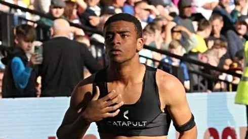 Entrenador del Sunderland se rindió ante Jewison Bennette