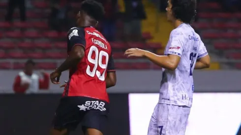 Freddy Góndola le da un nuevo triunfo a Alajuelense