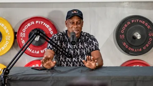 Fiel a su estilo, Hernán Medford, no se guardó nada y "le tiró" a la prensa (CSH)