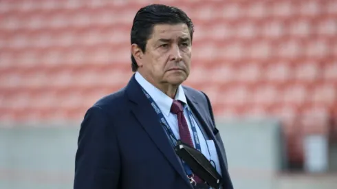 La Fedefut se atrasa con el sueldo de Luis Fernando Tena