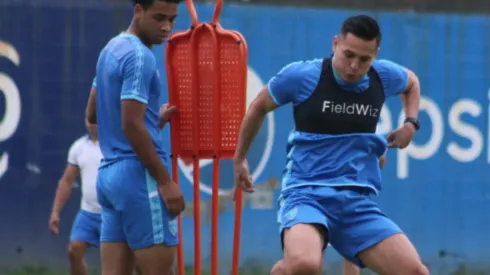 Guatemala viajó a España con dos bajas inesperadas