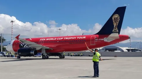 El trofeo original de la Copa del Mundo llegó a Costa Rica.